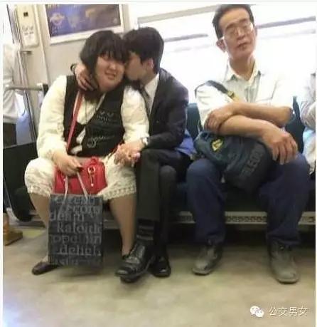 为毛看人家这么秀恩爱我却一点也不生气,缘由你懂得